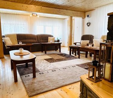 Hangu House | Casa Rogin