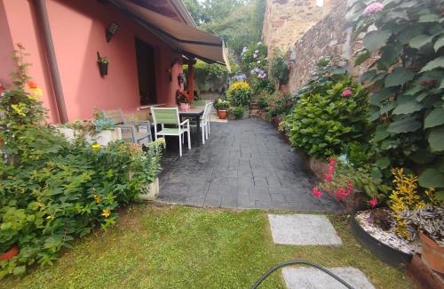 Marron House | Casa roja