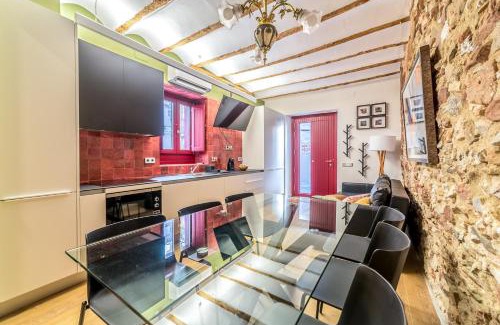 Prades House | Casa Roja