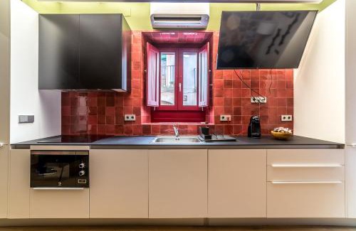Prades House | Casa Roja