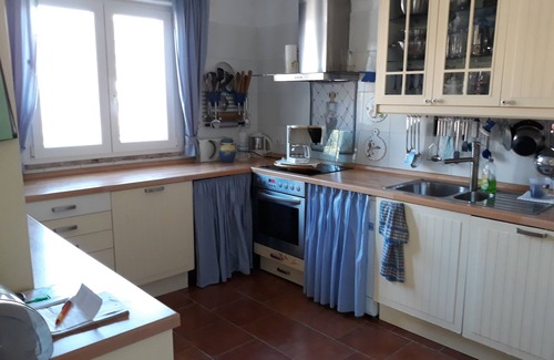 Avetrana House | Casa Roma offers a roof terrace with sea views just 1800 meters away. sea