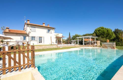 Ferretto Villa | Casa Romano by VacaVilla