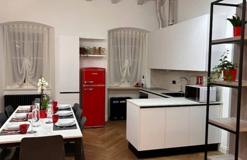 Trieste Old Town Apartment | Casa Romano Suites eco apartment RUBINO