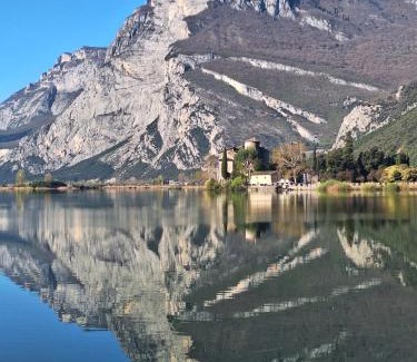 Padergnone House | Casa 'Rosa dei laghi'