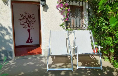 Diano San Pietro Apartment | Casa Rosa - Vacation apartments on the Flower Riviera, decorated with love