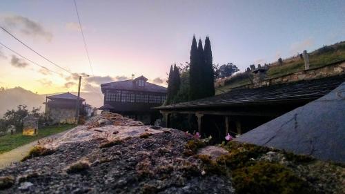 Villanueva De Pria House | Casa Rosario