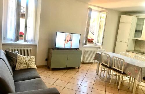 Locca Apartment | Casa Rosella