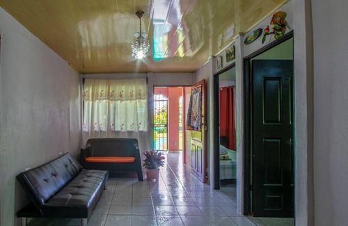 Barrio Pilo House | Casa Rosibed / Peace and tranquility