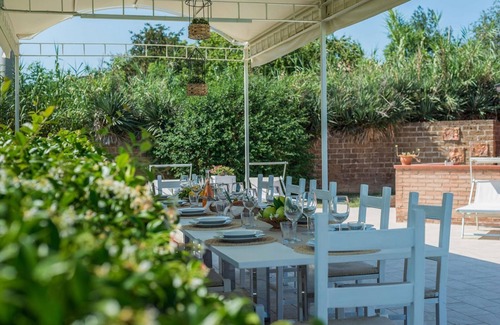 San Costanzo Villa | Casa Rossa 14 - Seven Bedroom Villa, Sleeps 14