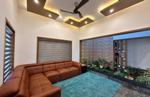 Kattappana Villa | Casa Royal HomeStay