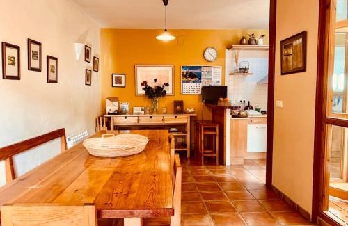 Vallejo de Sotoscueva Ski Chalet | CASA RURAL. COVARACINO OJO GUAREÑA