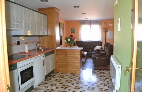 Canicosa de la Sierra Cottage | Casa Rural Bocanegra for 8 people