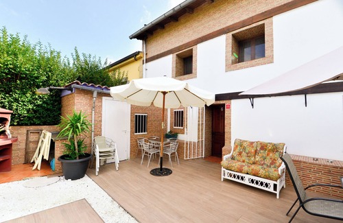 Castillo Siete Villas House | Casa Rural con Piscina a 2 km de la Playa