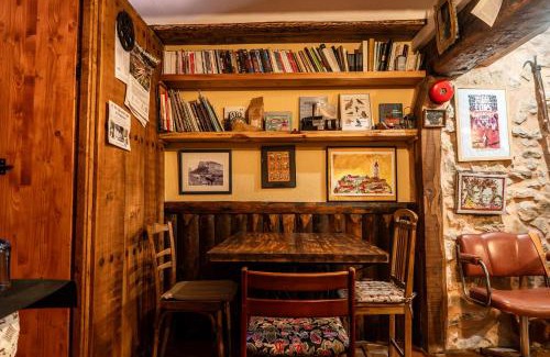 Peralejos de las Truchas Bed & Breakfast | CASA RURAL EL BÚ - B&B Alto Tajo Alojamiento Rural Guadalajara