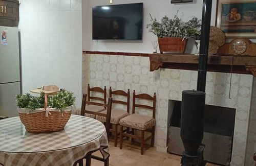 San Carlos del Valle Cottage | Casa Rural Doña Gumersinda en San Carlos del Valle