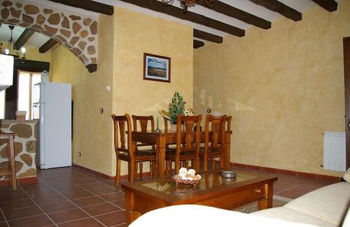 San Pablo de los Montes House | Casa Rural Cristina I