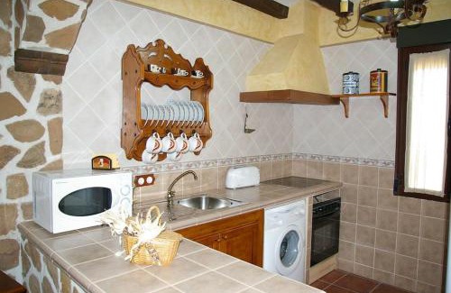 San Pablo de los Montes House | Casa Rural Cristina I