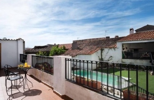 Gargantilla Cottage | Casa Rural Miel y Romero for 8 people, (pet friendly).