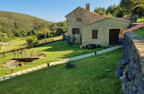 Campo Lameiro House | Casa Rural A Avoa María