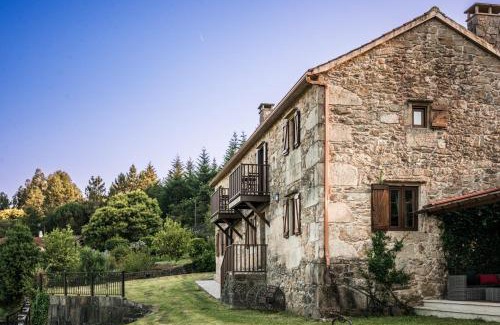 Campo Lameiro House | Casa Rural A Avoa María