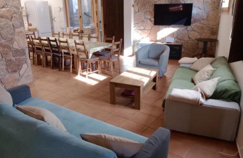 Robledondo Ski Chalet | Casa Rural A Ritmo De Burro