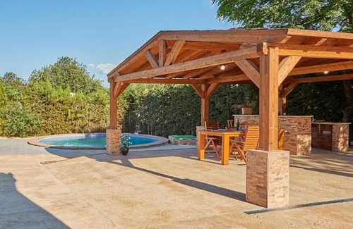 Prado del Rey House | Casa Rural Aguasal El Bosque by Ruralidays