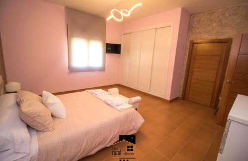 Albares House | Casa Rural Alvaro