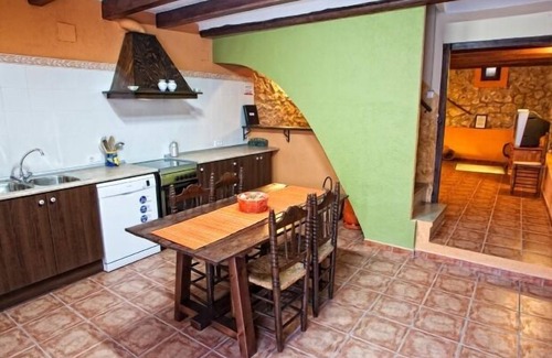 Rossell Cottage | Casa rural Angelita for 6 people
