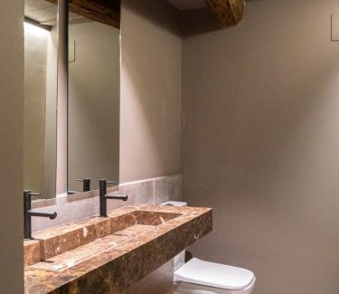 Borrastre Ski Chalet | Casa Rural Aracanciás