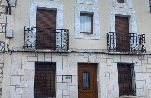 Fuentemolinos Cottage | Casa Rural Boni in Fuentemolinos (Burgos) at N-122 in Ribera del Duero