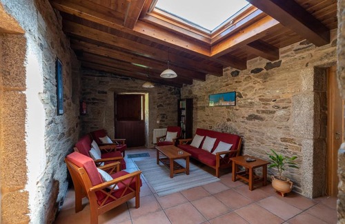 Santiago de Compostela House | Casa rural completa Río Sarela
