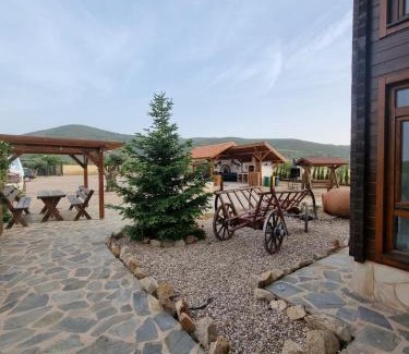 Navahermosa Ski Chalet | Casa rural Cabaña de la Huerta
