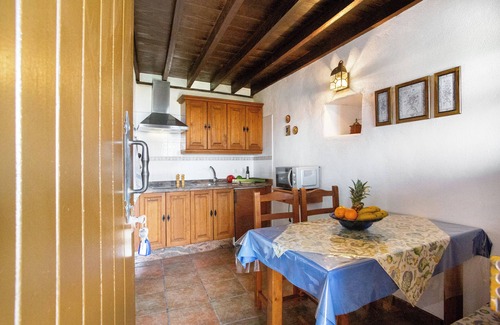Fasnia Cottage | 'Casa Rural Cha Carmen' with Sea View, Private Terrace and Wi-Fi