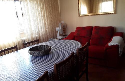 San Miguel de Valero House | Casa Rural Costanilla