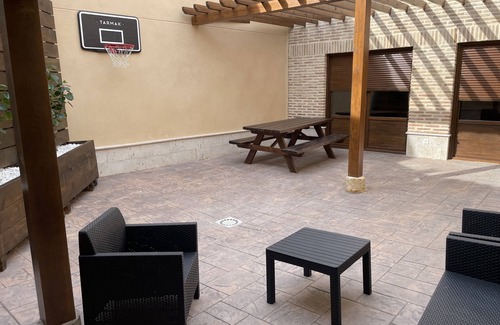 Saldana Cottage | Casa Rural con Patio en Pleno Centro de Saldaña
