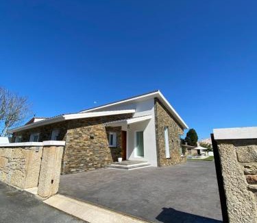 O Grove House | Casa rural con piscina Viña de Millan