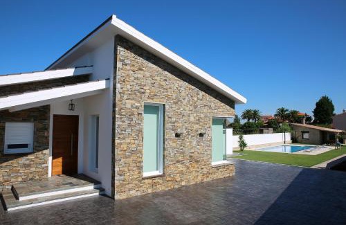 O Grove House | Casa rural con piscina Viña de Millan