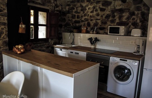 Villamorey Cottage | Casa Rural con Vistas a la Montaña en Asturias, Parque de Redes