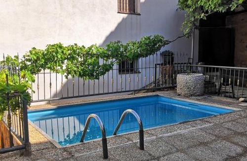 Tronchon House | Casa Rural Conesa I