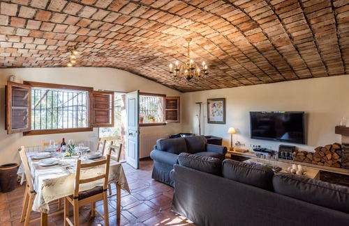 Campanillas Villa | Casa Rural Cupiana Málaga by Ruralidays