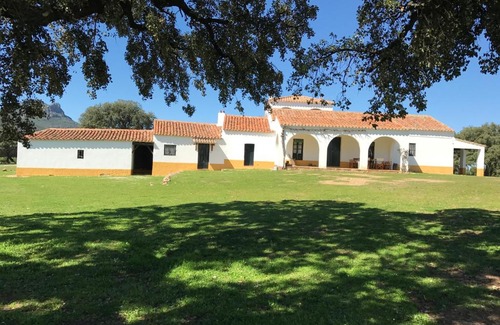 Hornachos Ski Chalet | Casa Rural de la Finca Sierra Grande