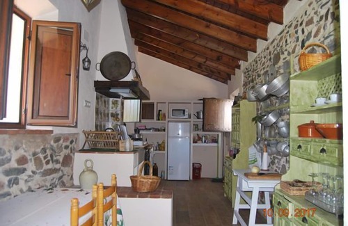 Fuente de Cantos Cottage | Casa Rural Ecológica Huerta del Pirata for 16 people