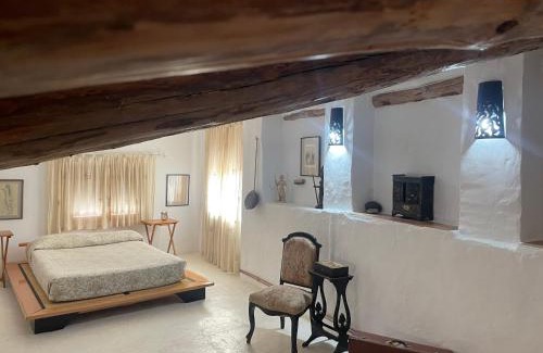 Rozalen del Monte House | Casa Rural El Almendro
