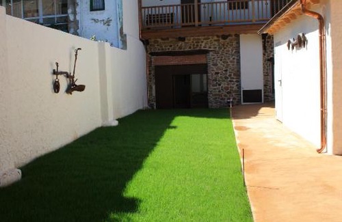 Columbrianos House | Casa Rural El Almendro De Maria