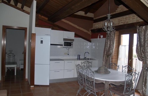 Tierzo House | Casa Rural El Cuartel