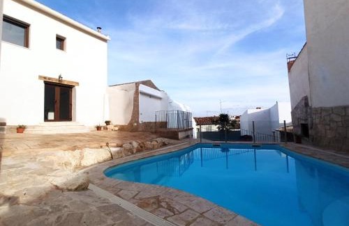 Horcajo de Santiago House | Casa Rural EL ALMEZ