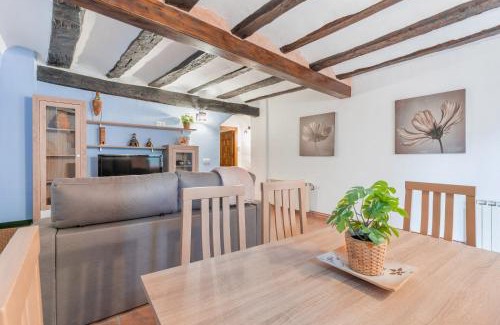 Gea de Albarracin House | CASA RURAL EL GARROTE