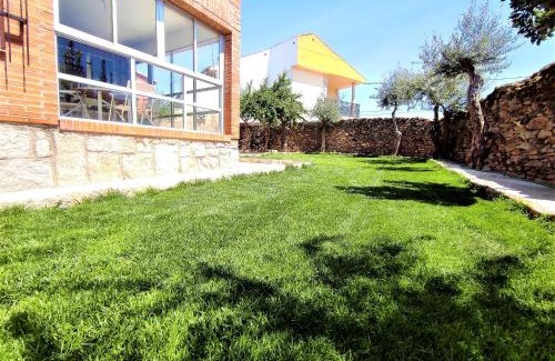 Lumbrales House | Casa Rural EL HUERTO con Jardín