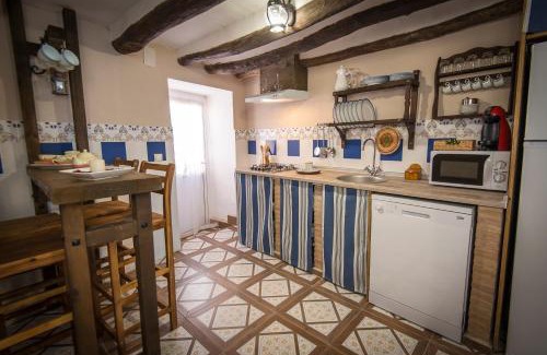 Estercuel House | Casa Rural "El Olivo"