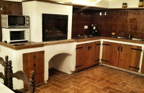 Esponella Cottage | Casa Rural El Revolt de Martís (discounts are available)